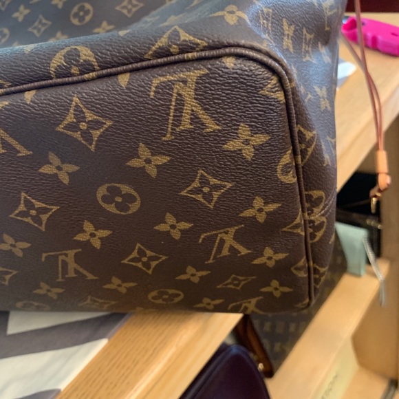 Louis Vuitton Neverfull GM - Picture 5 of 8